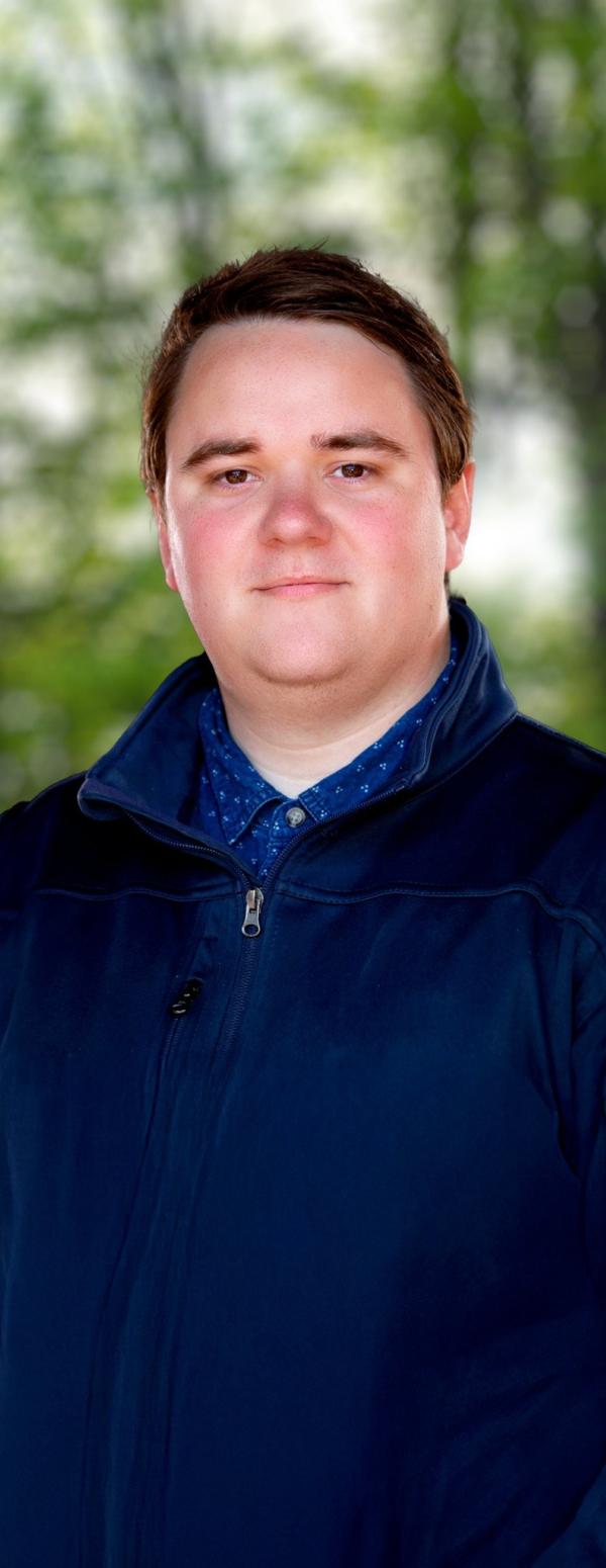 Intas insurance services staff dean tomkinson portrait